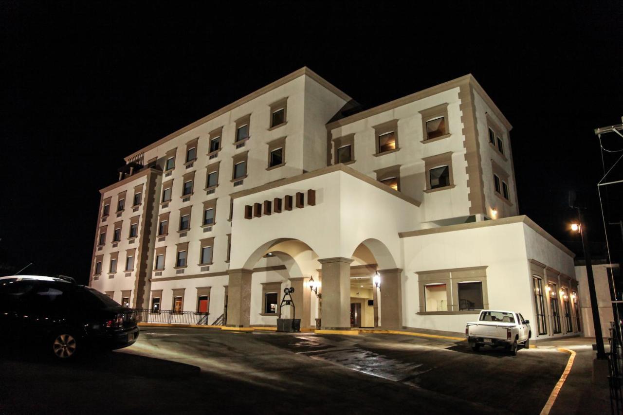 Best Western Plus La Mina Parral المظهر الخارجي الصورة