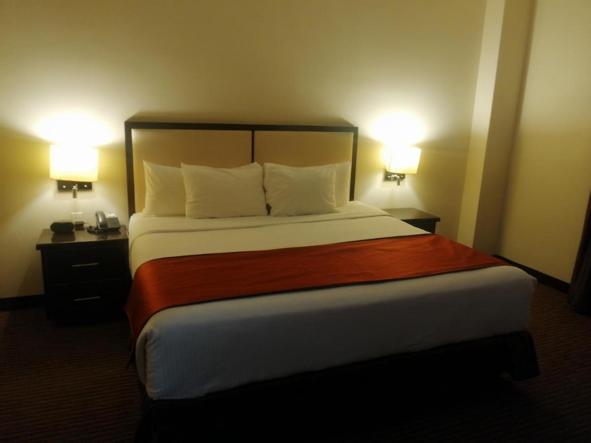 Best Western Plus La Mina Parral المظهر الخارجي الصورة