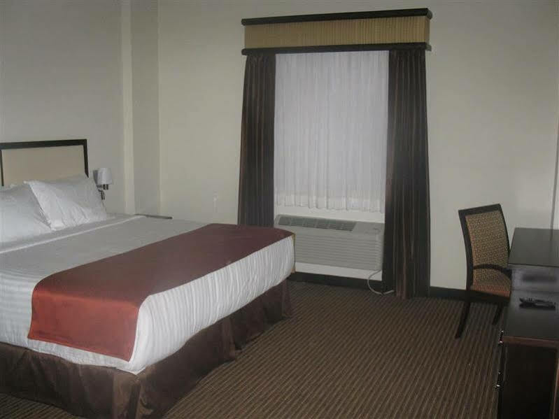 Best Western Plus La Mina Parral المظهر الخارجي الصورة